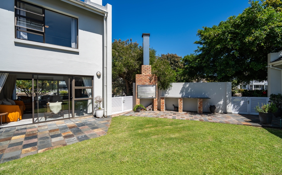 5 Bedroom Property for Sale in Royal Alfred Marina Eastern Cape